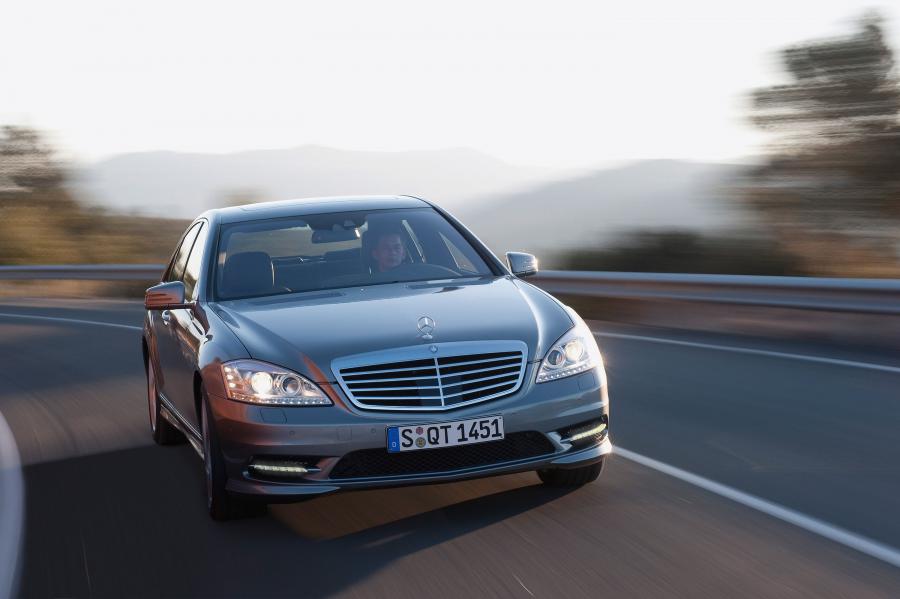  Mercedes-Benz S500 4Matic AMG 2009 года  (фото 11 из 15)